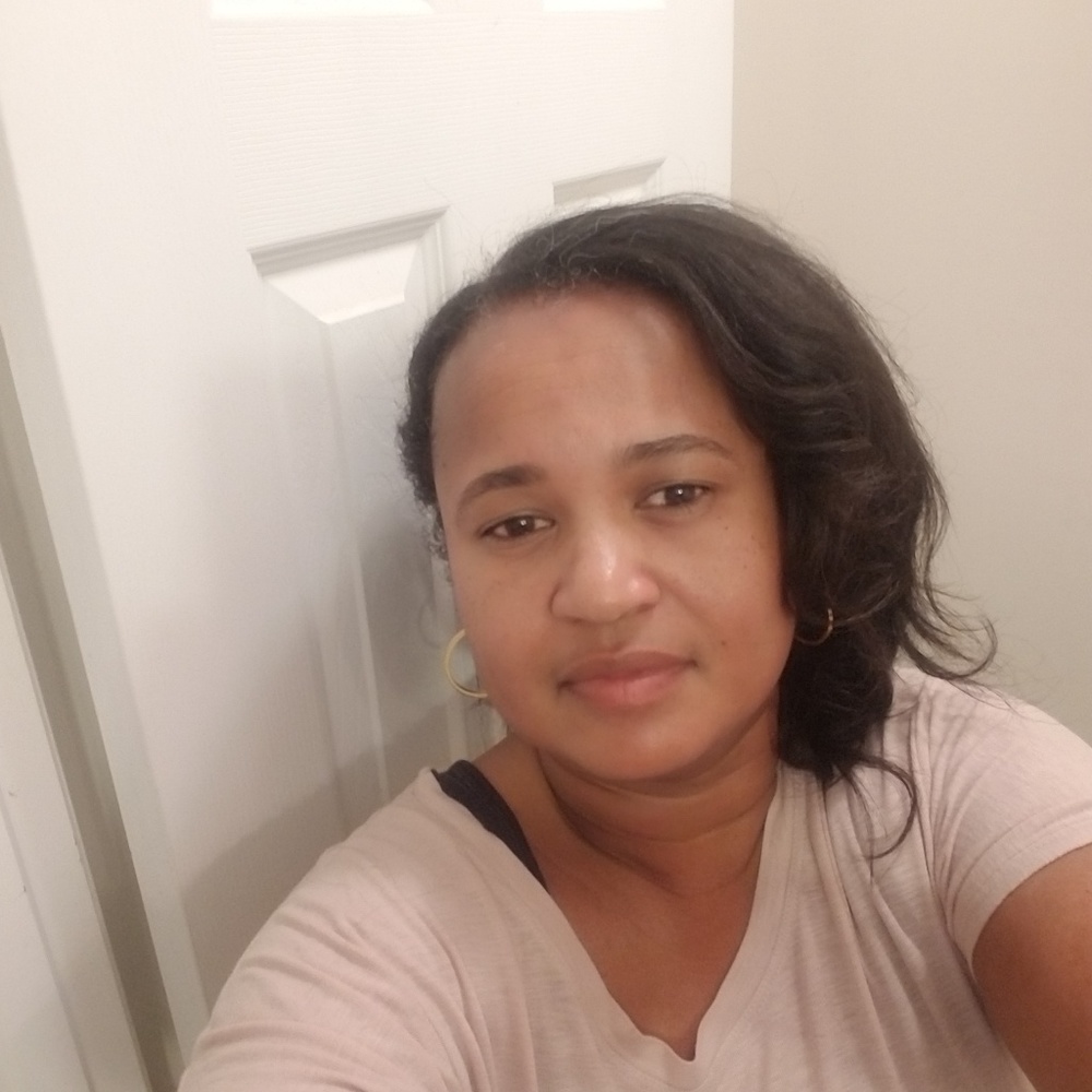 Meet your Posher, Cami